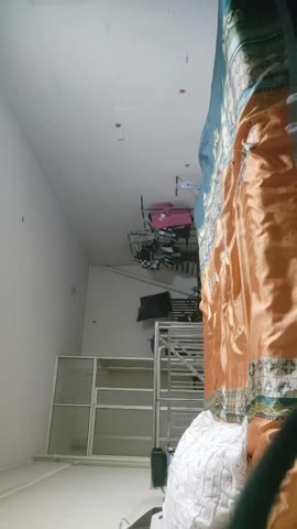 [大内密探008]，懵懂少年偷拍18岁女友，极品娇嫩胴体，一直疲软无怨无悔吹硬插入